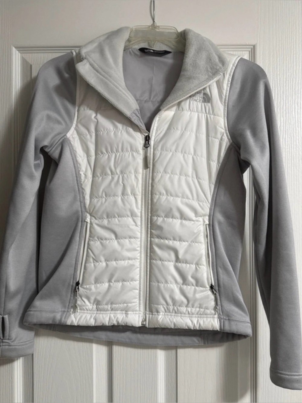 The North Face Women's White and Light Gray Hybrid Jacket